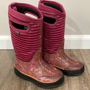 Bogs boots girls size 11